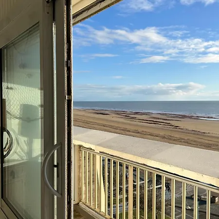 Apartman Bord De Avec Balcon Et Parking - Fr-1-652-47