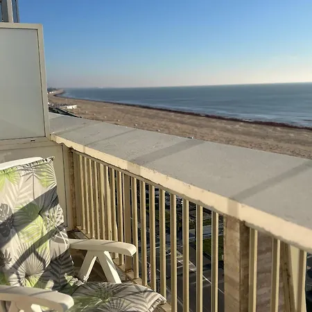 Bord De Avec Balcon Et Parking - Fr-1-652-47 Apartman