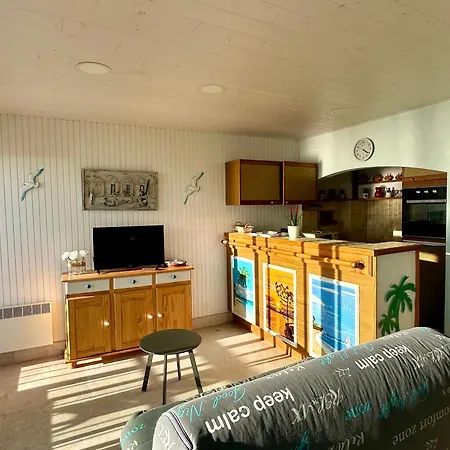 Apartman Bord De Avec Balcon Et Parking - Fr-1-652-47