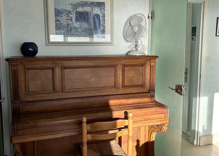 דירה Bord De Avec Balcon Et Parking - Fr-1-652-47